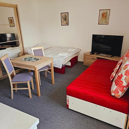 Apartmany Summit Bešeňová Eksteriør billede