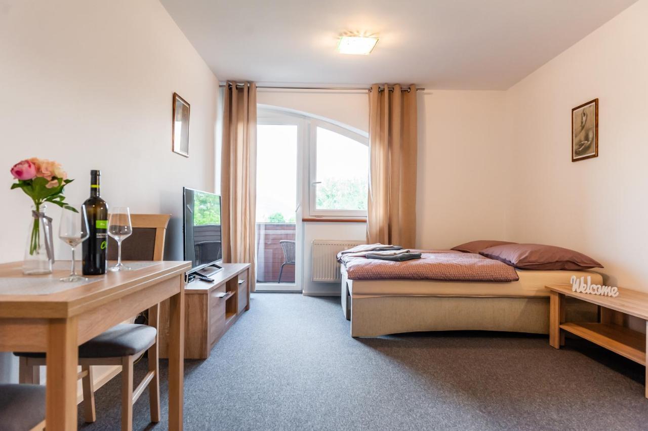 Apartmany Summit Bešeňová Eksteriør billede