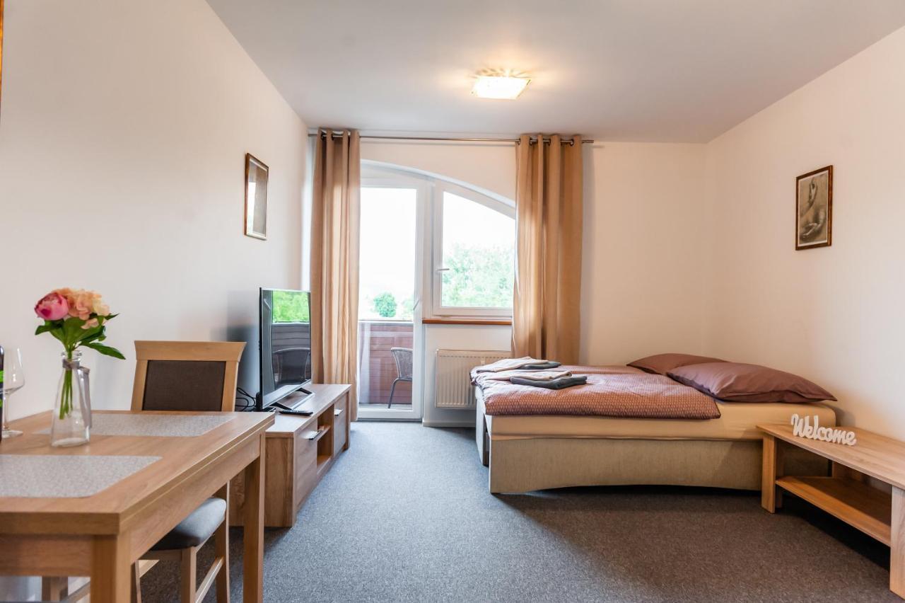 Apartmany Summit Bešeňová Eksteriør billede
