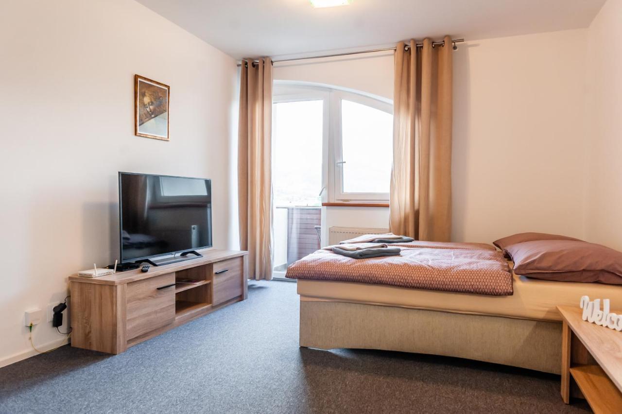 Apartmany Summit Bešeňová Eksteriør billede