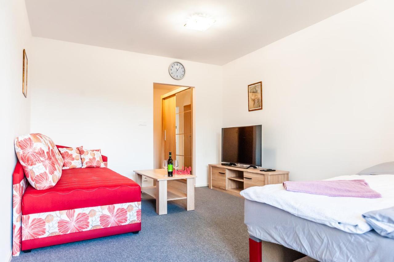 Apartmany Summit Bešeňová Eksteriør billede