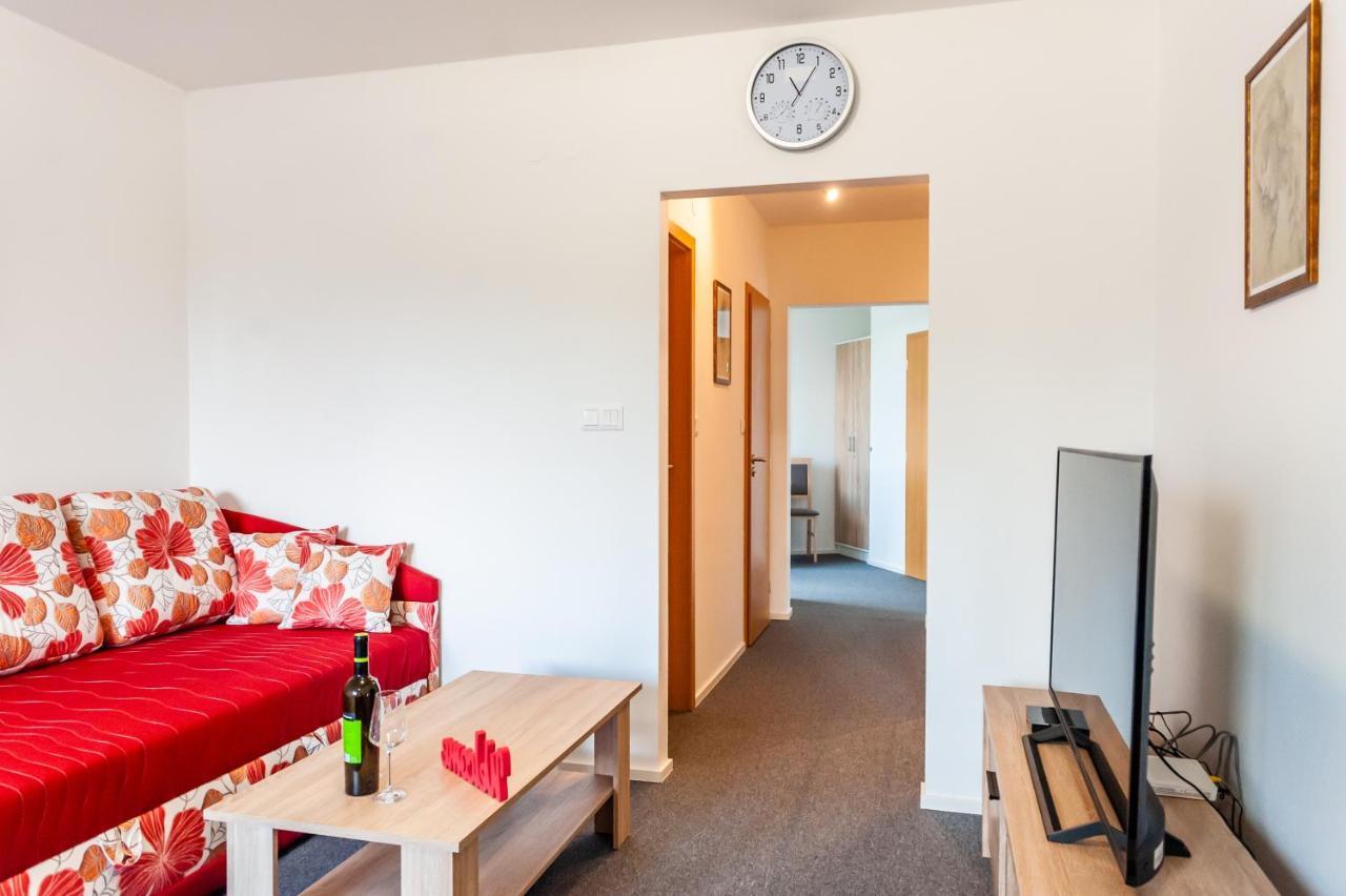 Apartmany Summit Bešeňová Eksteriør billede